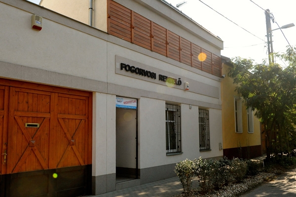 fogaszat-ovaros-debrecen